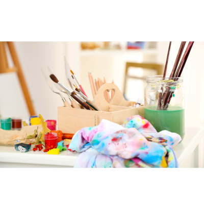 Atelier-Kunst-Malkurse Entdecke und entfalte deine Kreativität in unserer inspirierenden und entspannten Kunstraum.